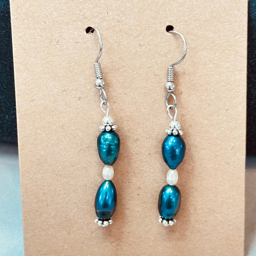 Stainless Steel Genuine Freshwater Pearls 2 Teal & 1 Lt Pink - Picture 2 of 5